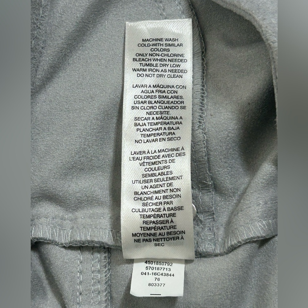 NWT Chico's Ultimate Fit Gray Stretch Faux Suede Women's Pull on Jeggings Size 1 - Picture 9 of 11